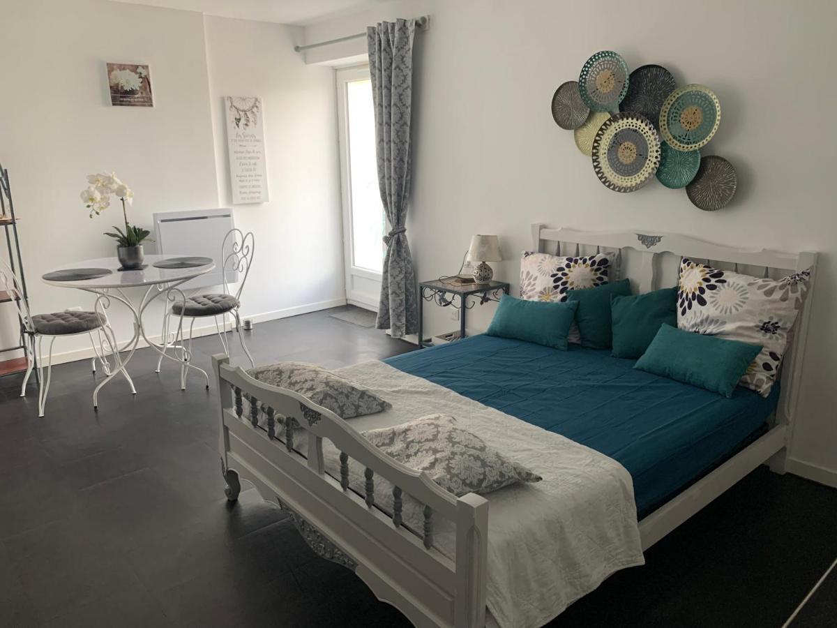 Studio Cosy Avec Terrasse. Apartment Boyer ภายนอก รูปภาพ